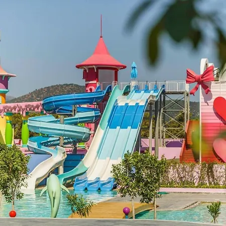 Vogue Supreme Bodrum Ξενοδοχείο