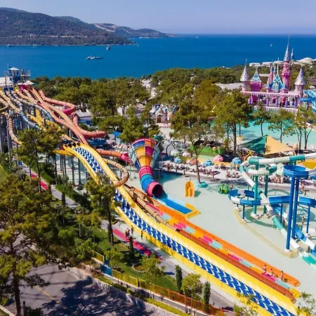 Ξενοδοχείο Vogue Supreme Bodrum 5*